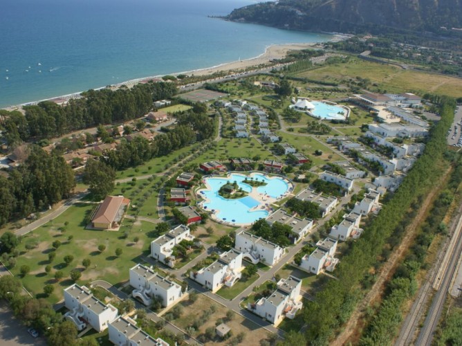 Club Esse Sunbeach - Club Esse Sunbeach overview