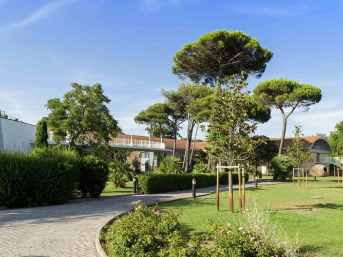 TH Tirrenia Green Park Resort - Immagine 1