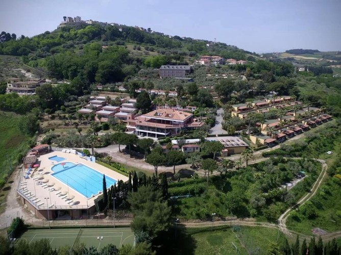 Apulia Hotel Europe Garden Residence - Side view of the structure seen from the drone