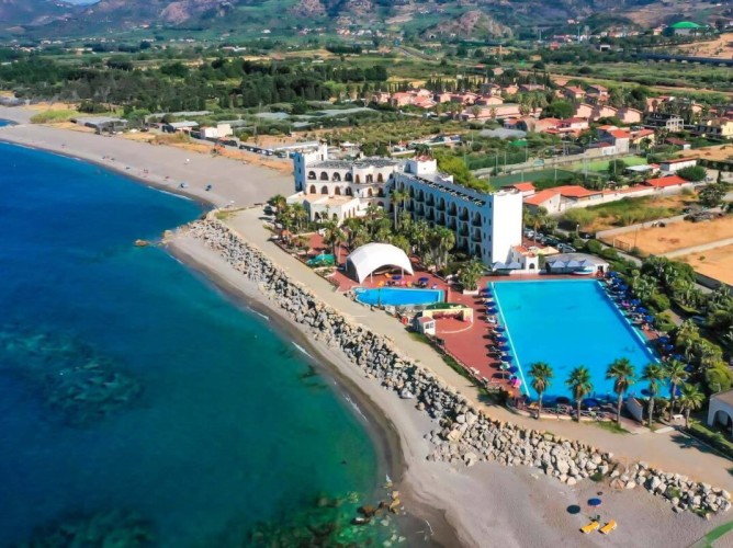 Hotel Club La Playa - View of the pools and the beach from the drone