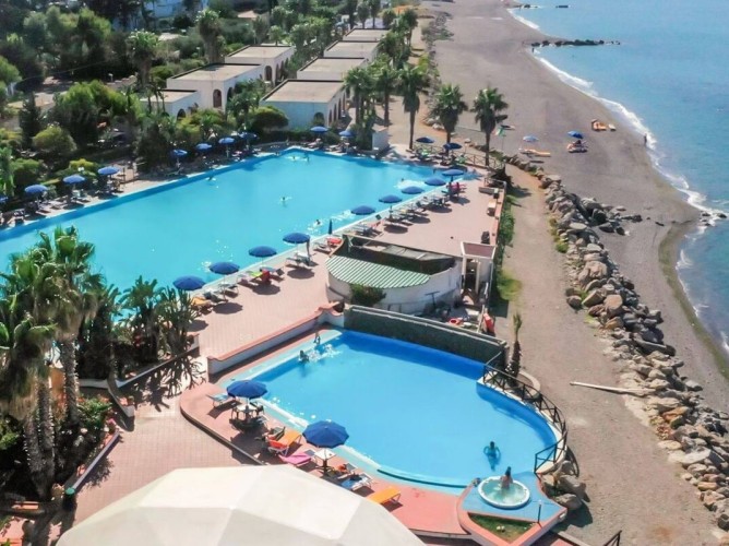 Hotel Club La Playa - Hotel Club La Playa Marina di Patti view of the pools