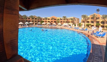 Regency Plaza Aqua Park & Spa Resort